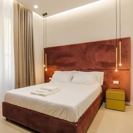 Conte Relais 4* נאפולי