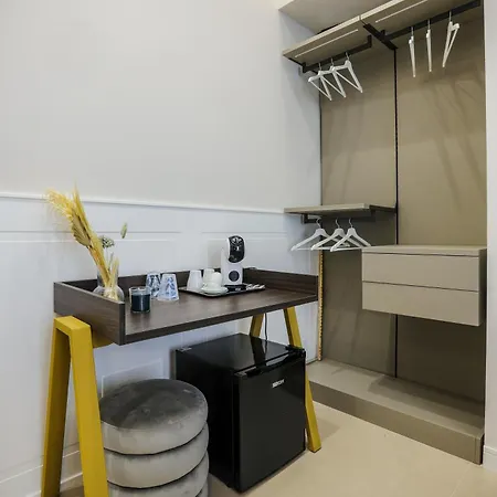 Conte Relais Konukevi Napoli